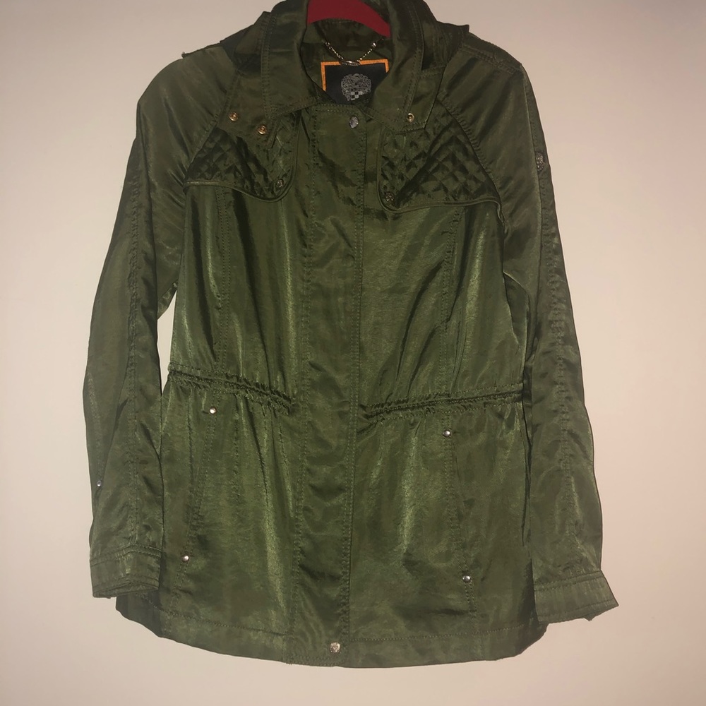 VINCE CAMUTO LIGHTWEIGHT JACKET, SIZE PM